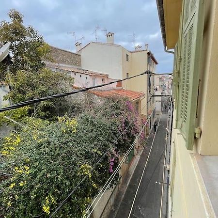 T2 Dans Le Vieil Antibes Apartment Luaran gambar