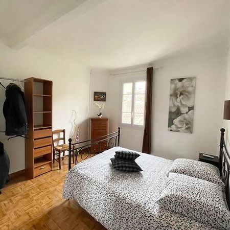 T2 Dans Le Vieil Antibes Apartment Luaran gambar