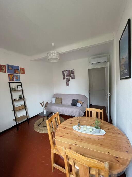 T2 Dans Le Vieil Antibes Apartment Luaran gambar
